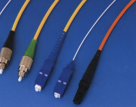 光纖熔接機市場新趨勢 高精度高質量產品引領行業升級